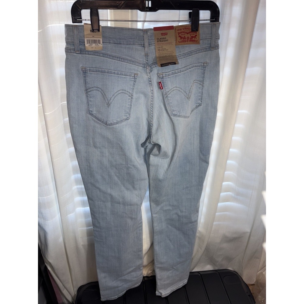 NWT Levis Women's 6M Classic Straight Leg Mid Rise Jeans Light Wash Denim - Picture 6 of 8